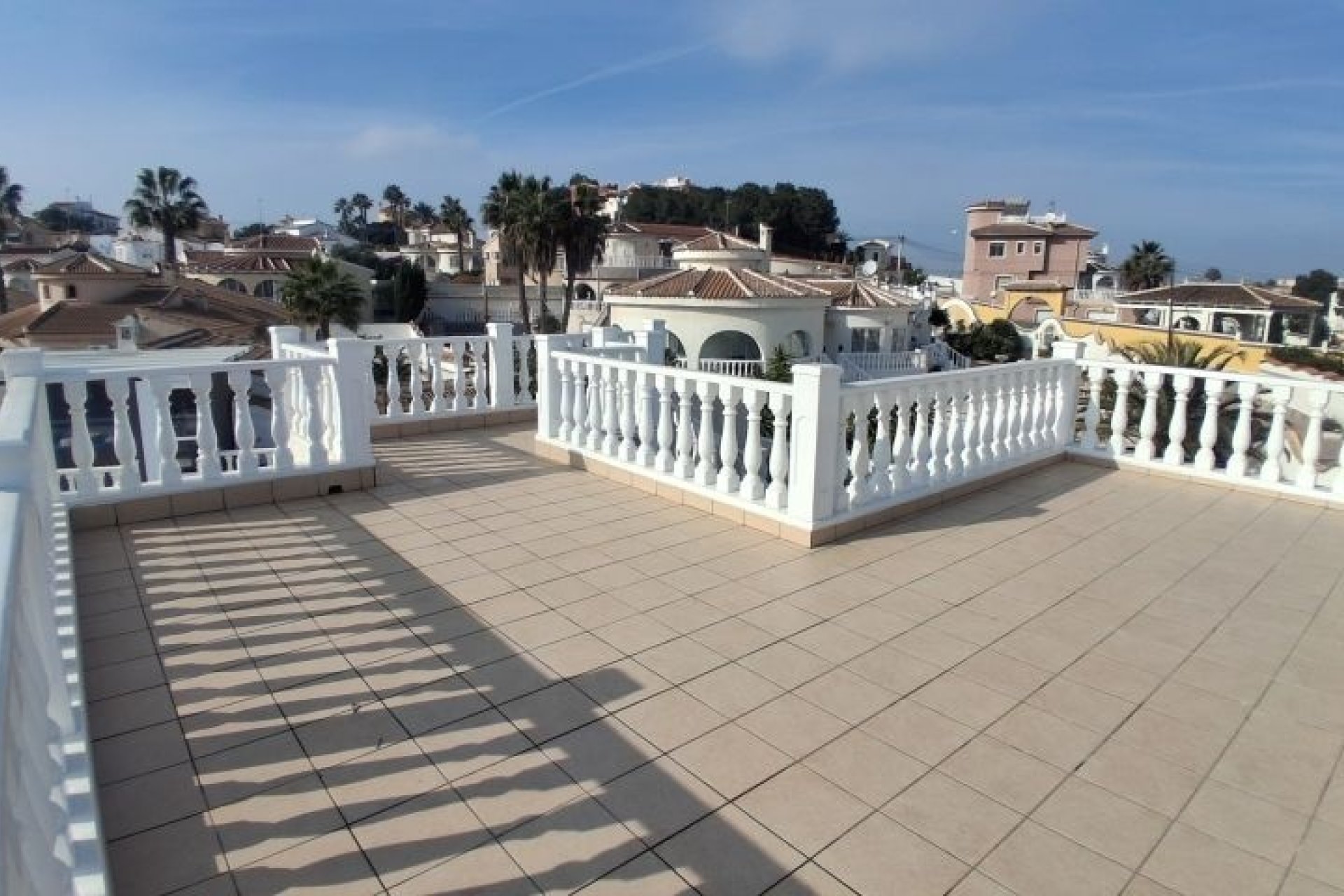 Revente - Villa -
Rojales - Inland