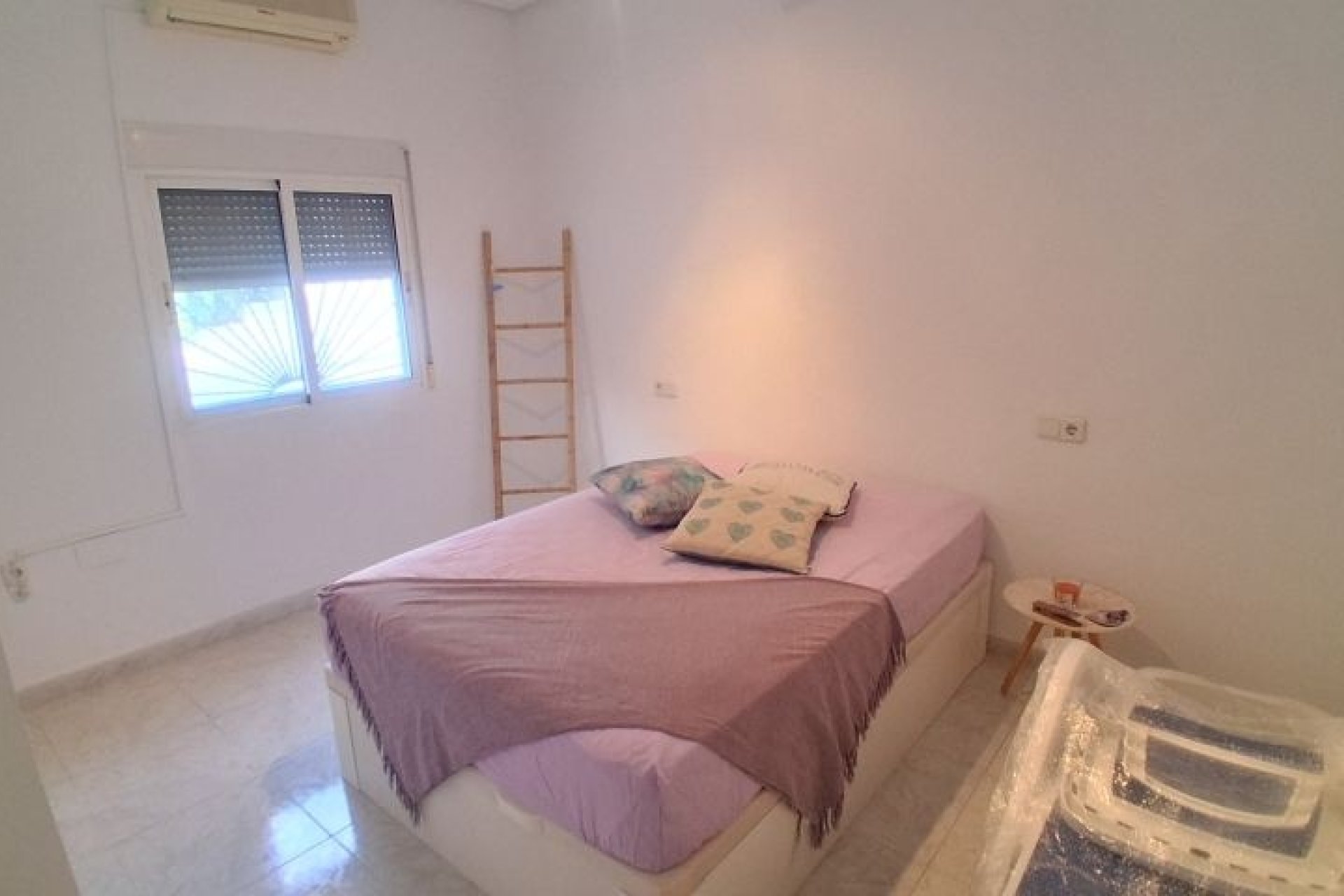 Revente - Villa -
Rojales - Inland