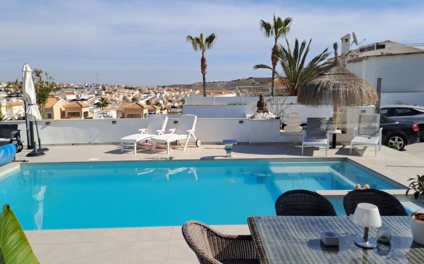 Revente - Villa -
Rojales - Inland