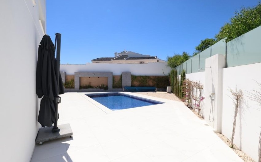 Revente - Villa -
Rojales - Inland