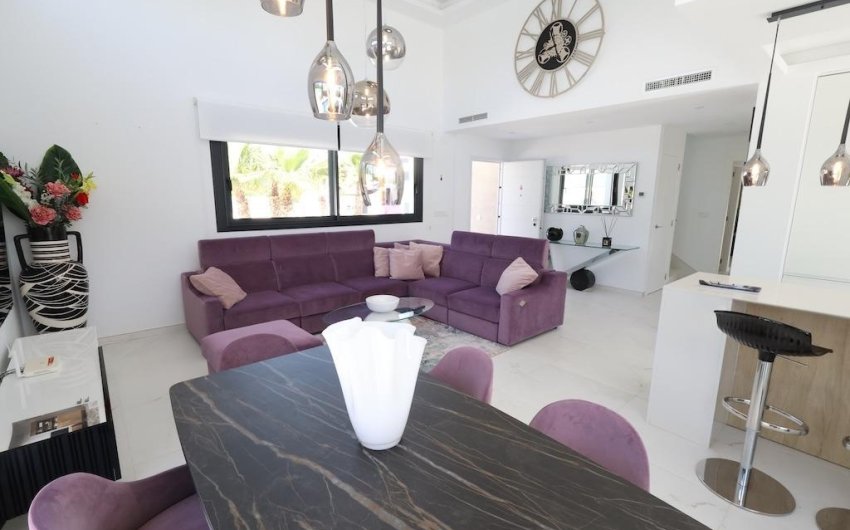 Revente - Villa -
Rojales - Inland