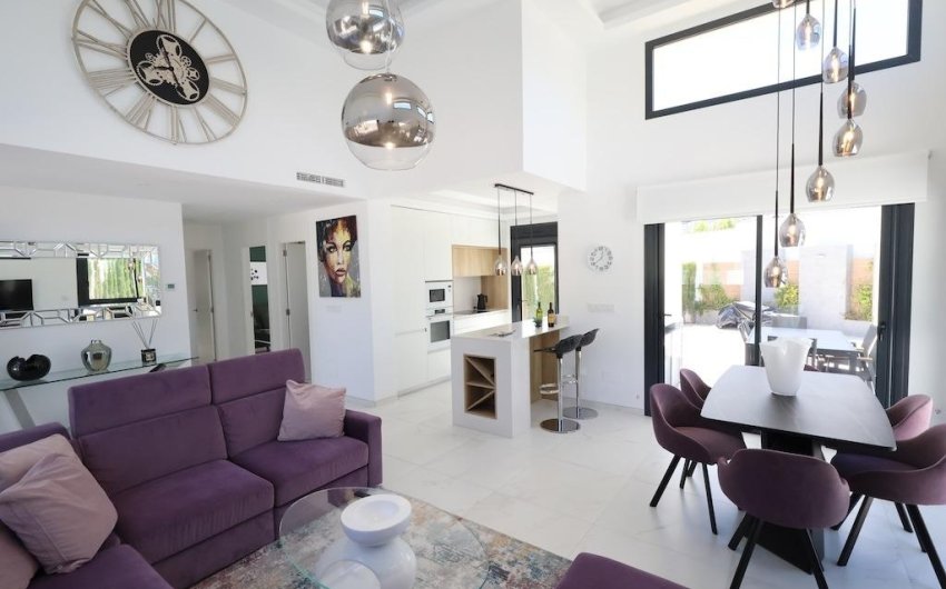 Revente - Villa -
Rojales - Inland