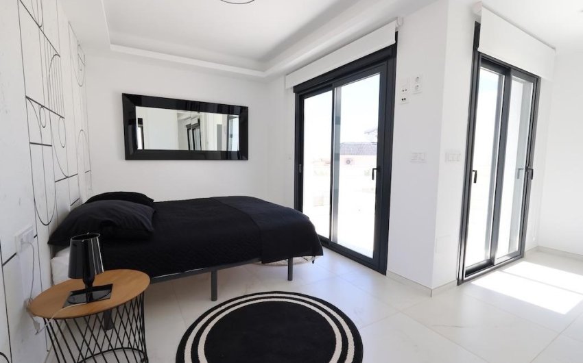 Revente - Villa -
Rojales - Inland