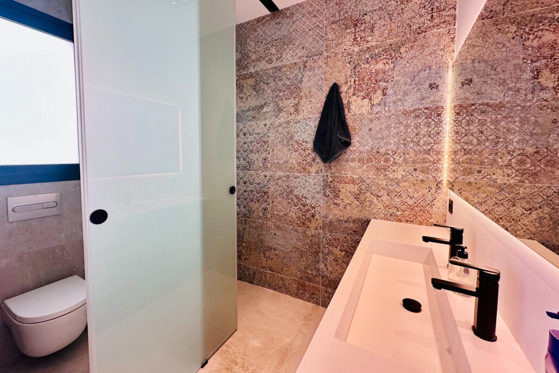 Revente - Villa -
Rojales