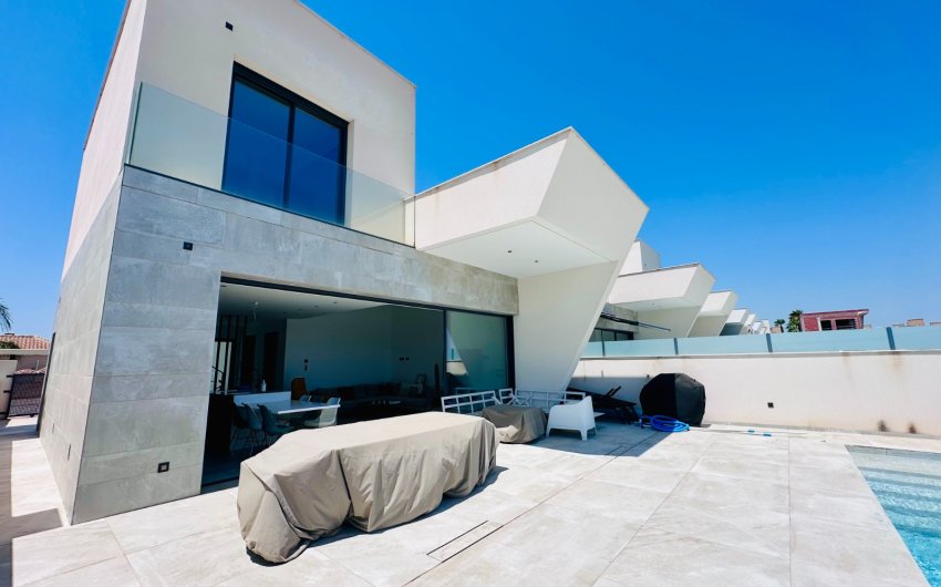 Revente - Villa -
Rojales