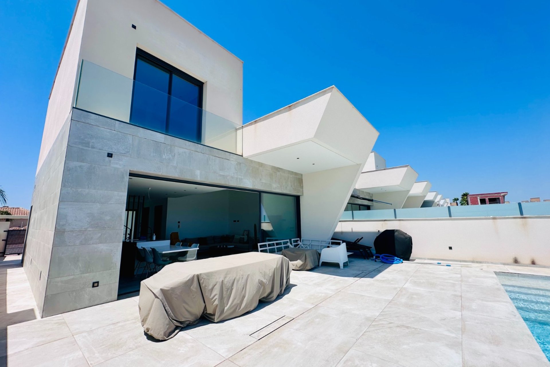 Revente - Villa -
Rojales