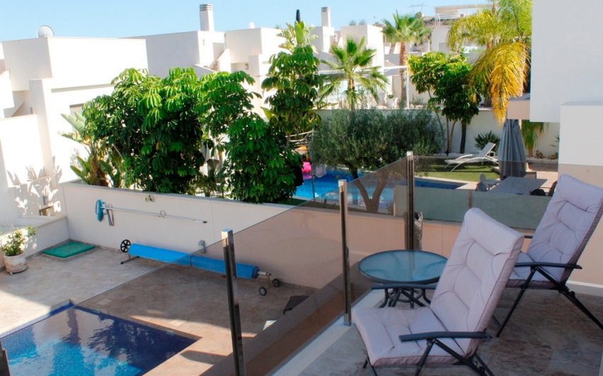 Revente - Villa -
San Miguel de Salinas - Inland