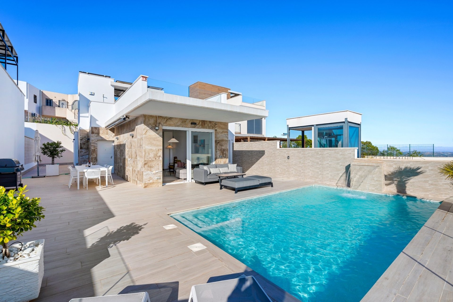 Revente - Villa -
San Miguel de Salinas - Inland