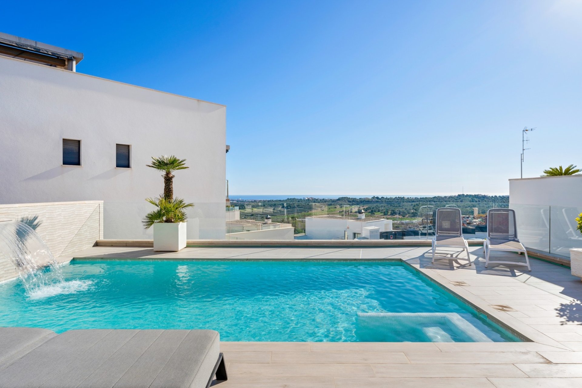 Revente - Villa -
San Miguel de Salinas - Inland