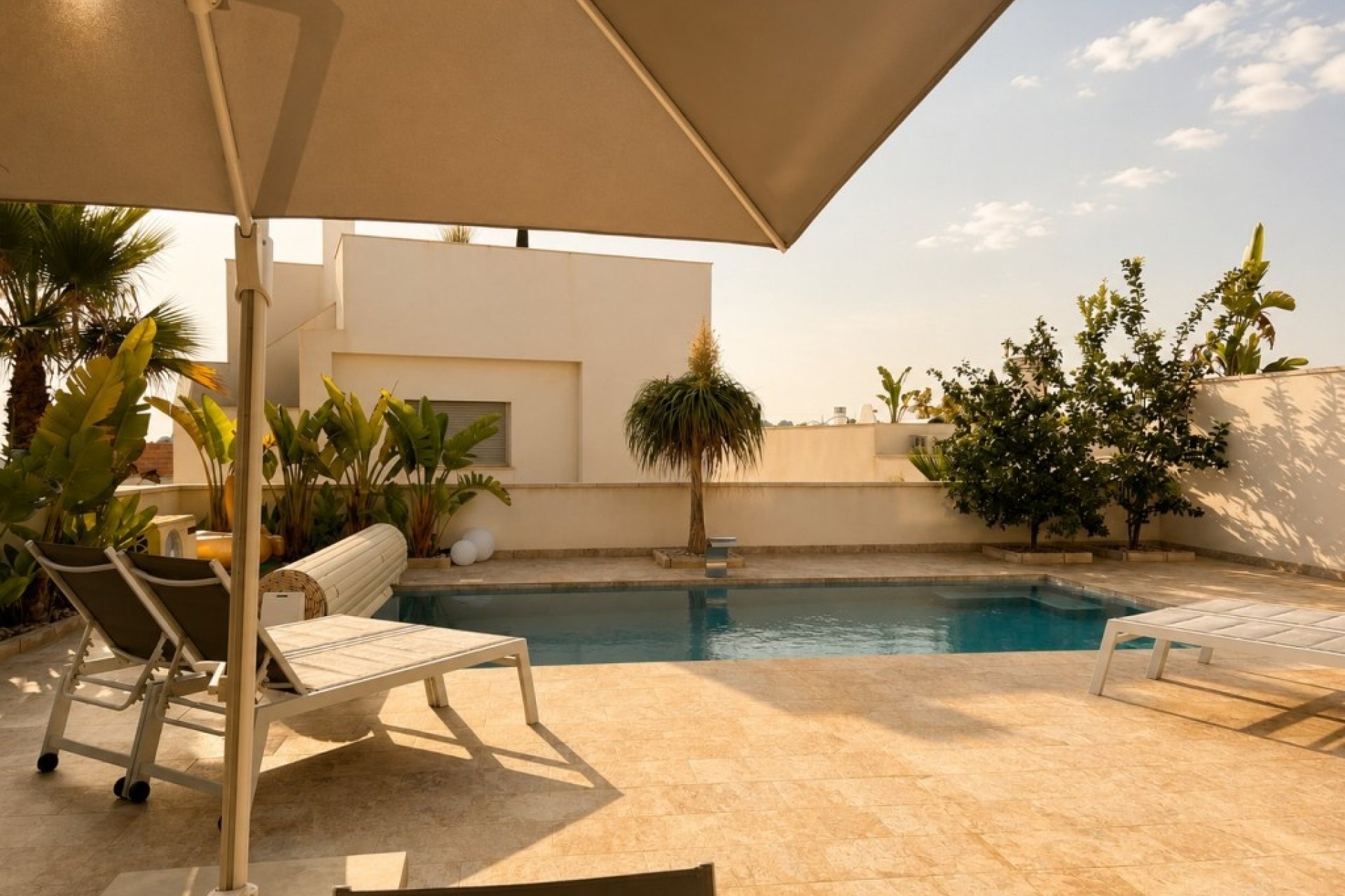 Revente - Villa -
San Miguel de Salinas - Inland