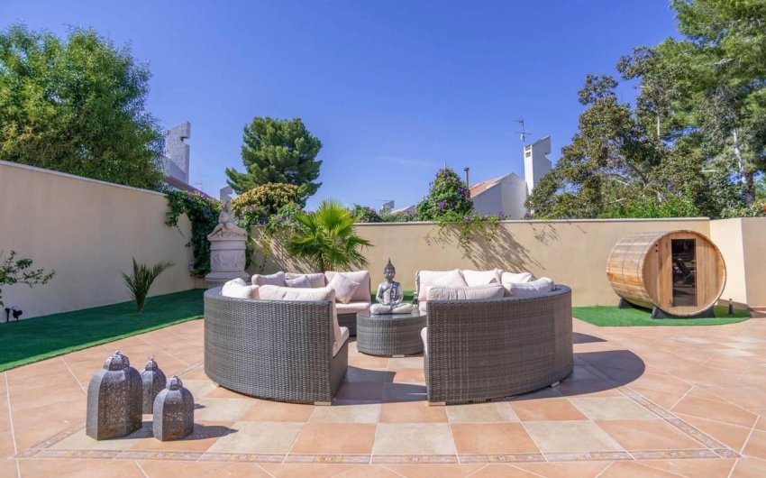 Revente - Villa -
San Miguel de Salinas - Inland