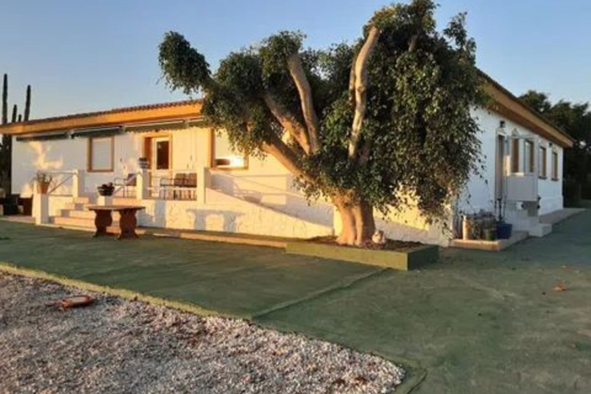Revente - Villa -
San Miguel de Salinas - Inland
