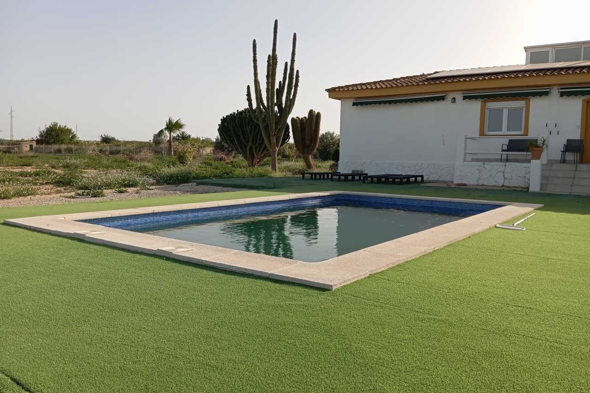 Revente - Villa -
San Miguel de Salinas - Inland