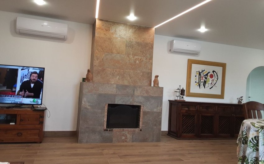 Revente - Villa -
San Miguel de Salinas - Inland