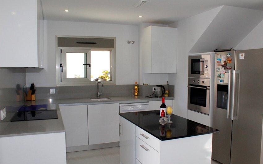 Revente - Villa -
San Miguel de Salinas - Inland