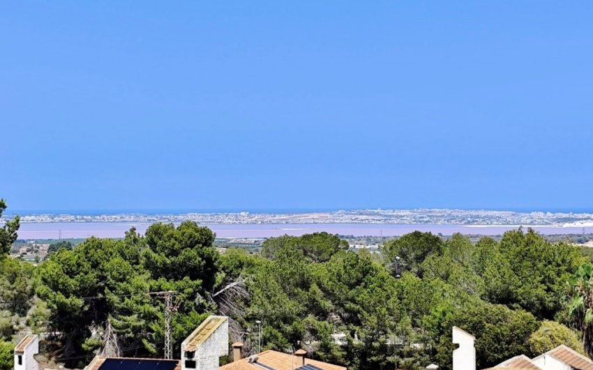 Revente - Villa -
San Miguel de Salinas - Inland