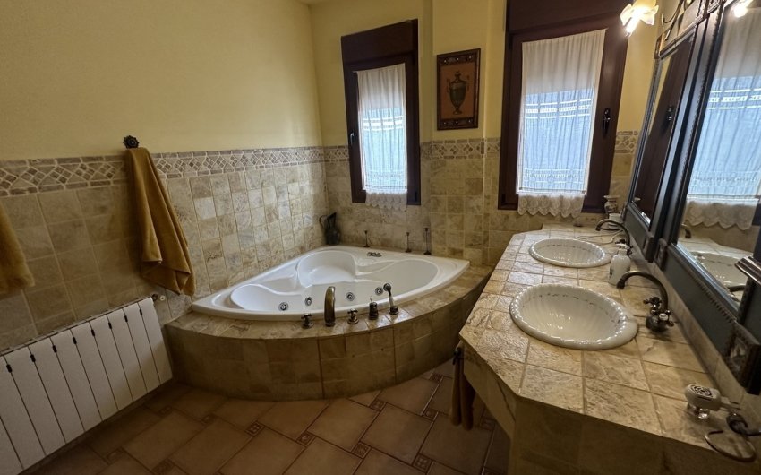 Revente - Villa -
San Miguel de Salinas - Inland