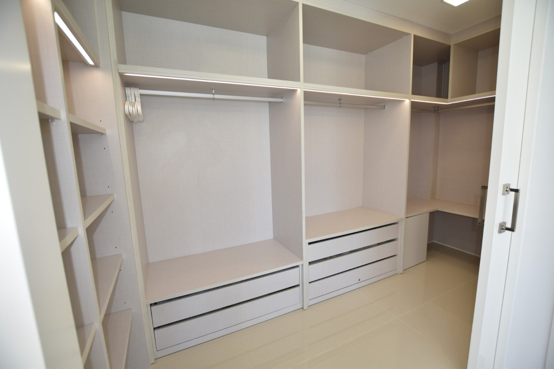 Revente - Villa -
San Miguel de Salinas - Inland