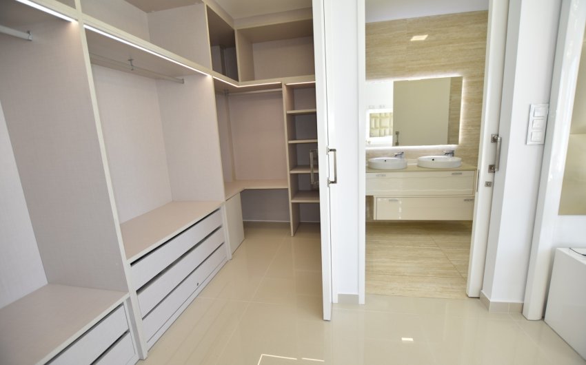 Revente - Villa -
San Miguel de Salinas - Inland