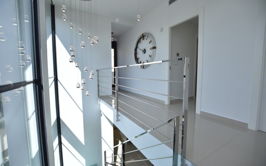 Revente - Villa -
San Miguel de Salinas - Inland