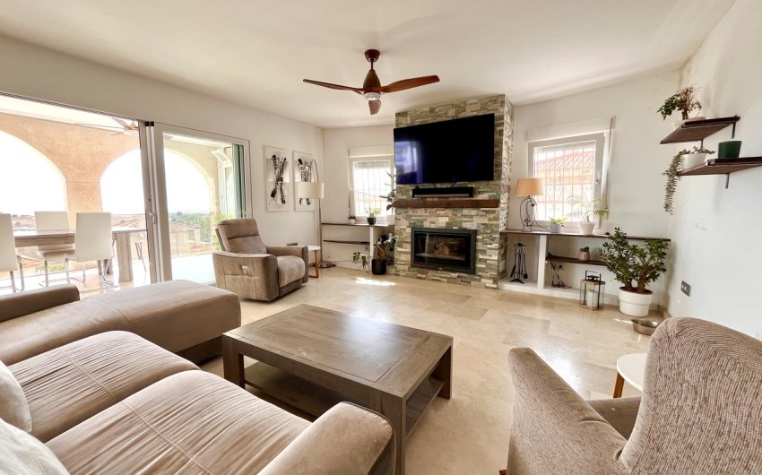 Revente - Villa -
San Miguel de Salinas - Inland