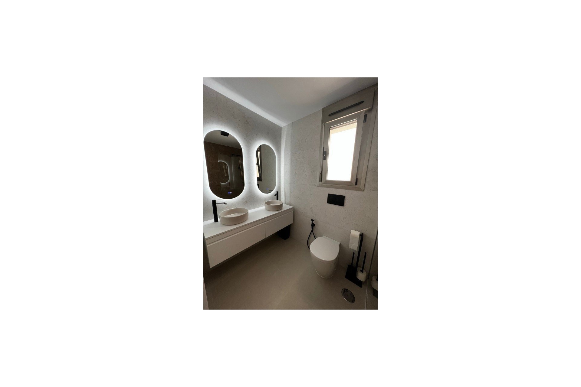 Revente - Villa -
San Miguel de Salinas - Inland