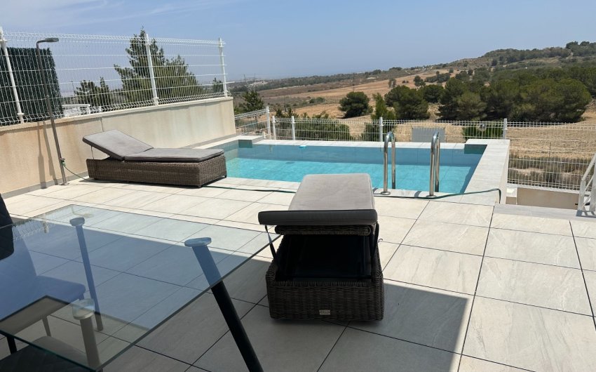 Revente - Villa -
San Miguel de Salinas - Inland