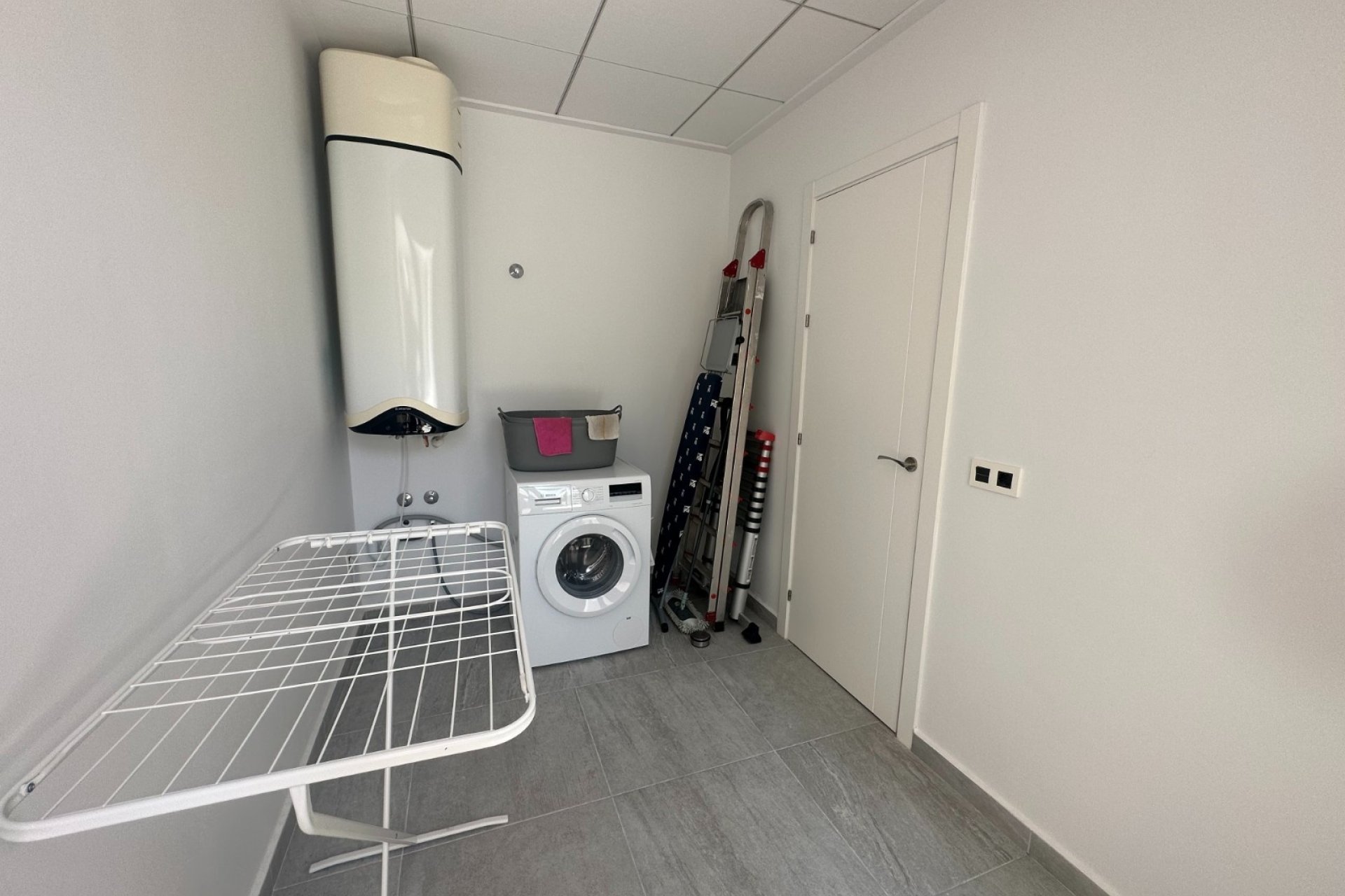 Revente - Villa -
San Miguel de Salinas - Inland