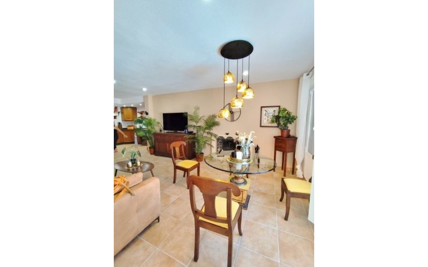 Revente - Villa -
San Miguel de Salinas - Inland