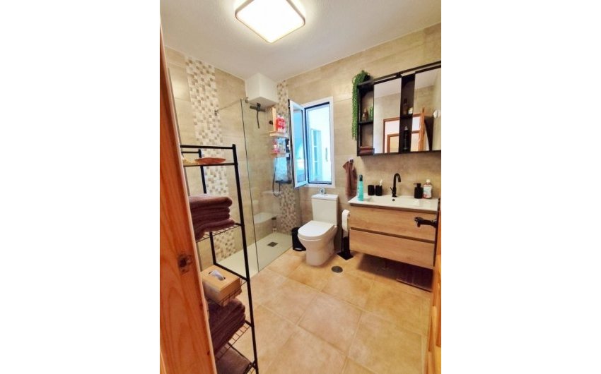 Revente - Villa -
San Miguel de Salinas - Inland