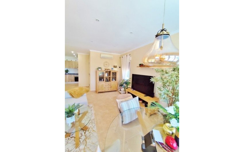 Revente - Villa -
San Miguel de Salinas - Inland