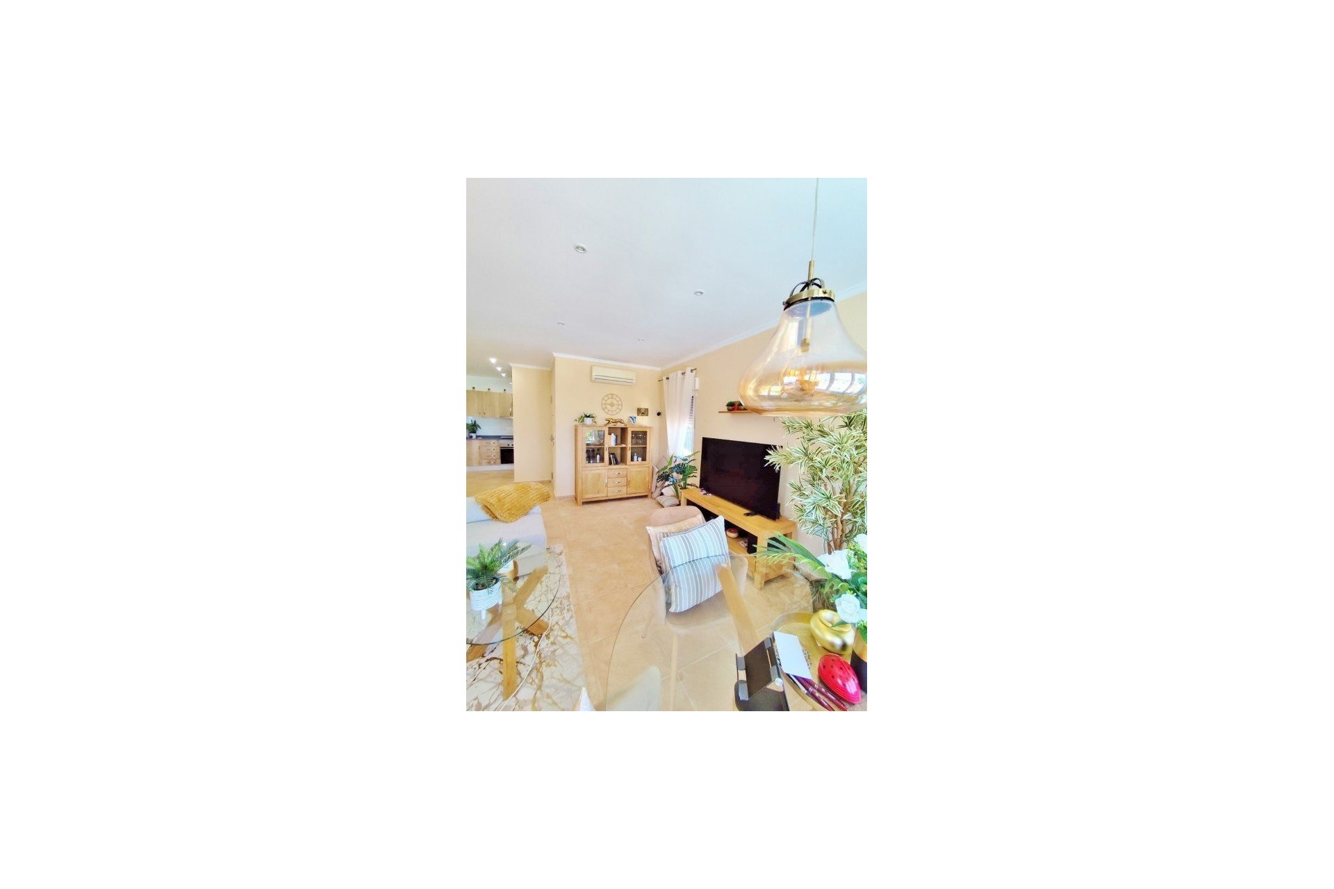 Revente - Villa -
San Miguel de Salinas - Inland