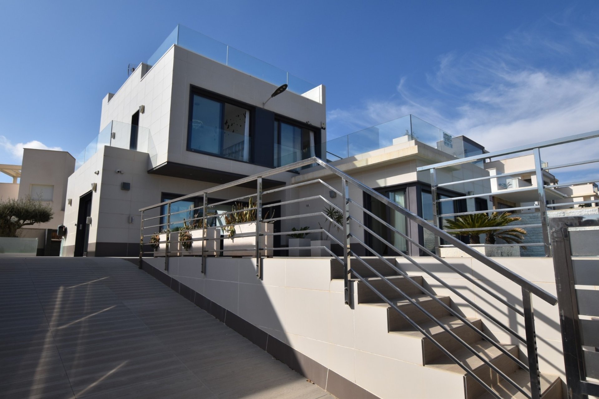 Revente - Villa -
San Miguel de Salinas - Inland