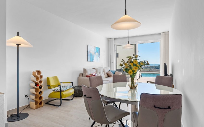 Revente - Villa -
San Miguel de Salinas - Inland