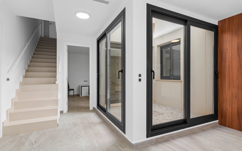 Revente - Villa -
San Miguel de Salinas - Inland