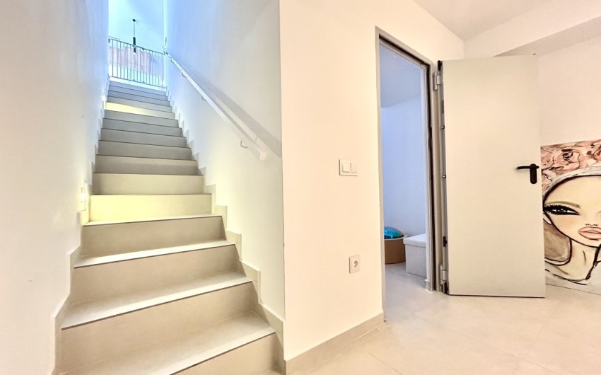 Revente - Villa -
San Miguel de Salinas - Inland