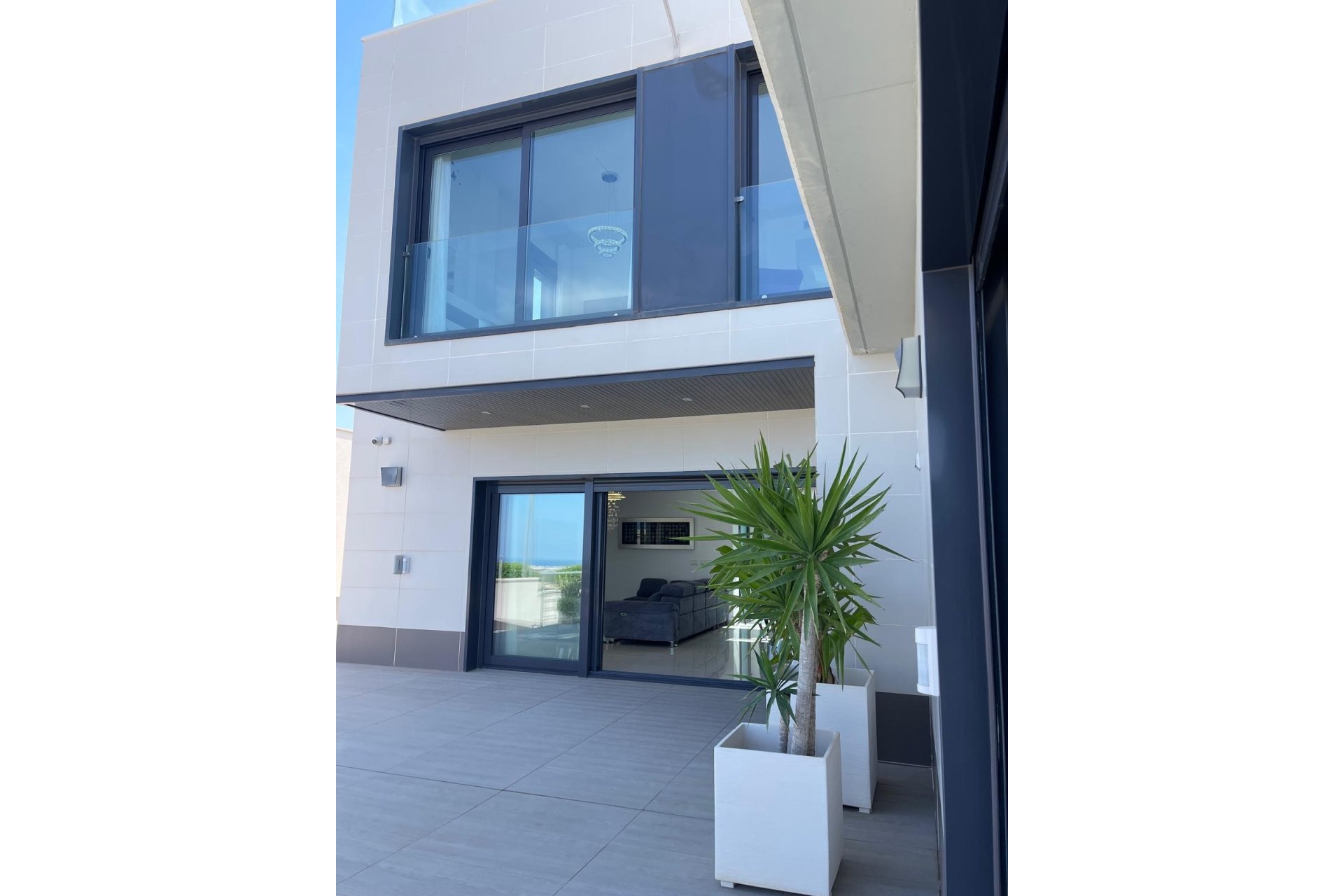 Revente - Villa -
San Miguel de Salinas - Inland