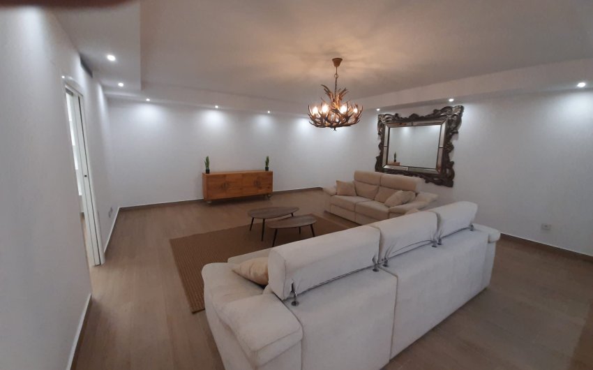 Revente - Villa -
San Miguel de Salinas - Inland