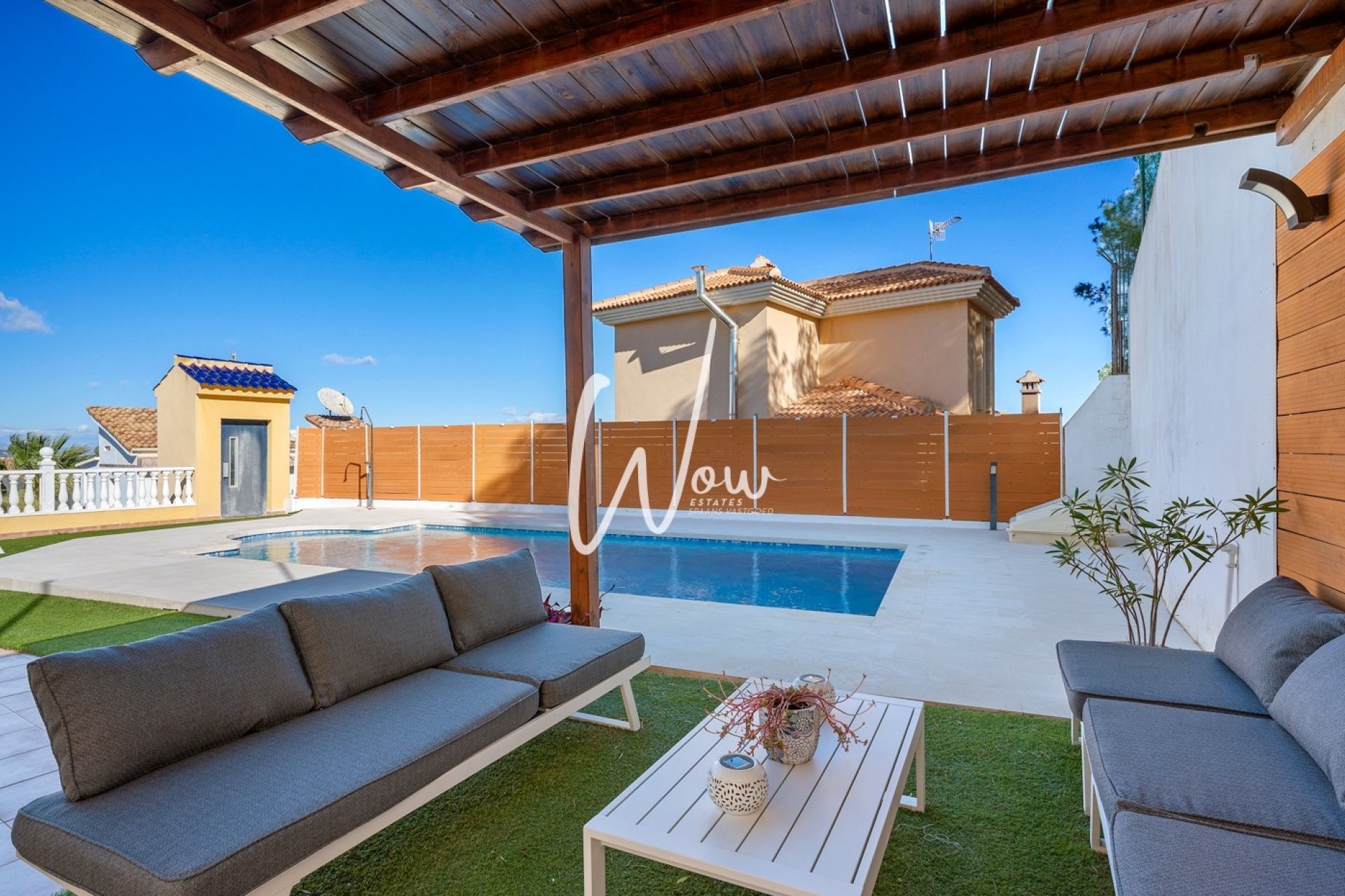 Revente - Villa -
San Miguel de Salinas - Inland