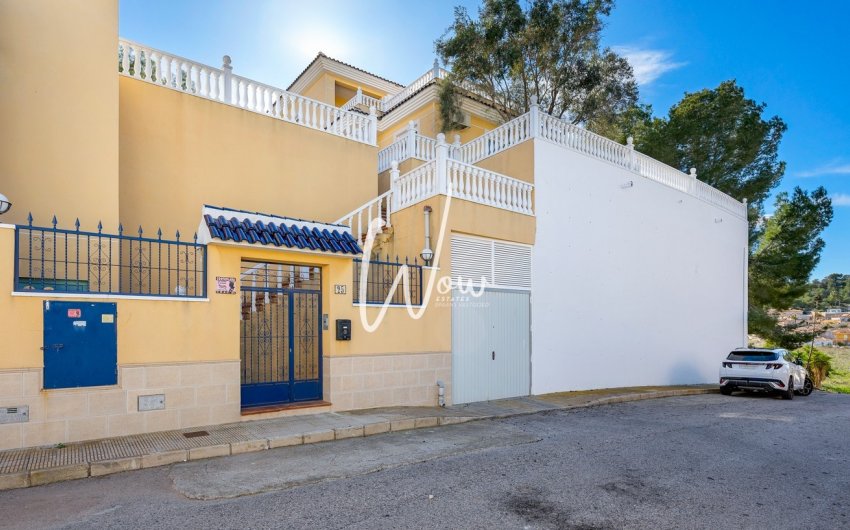 Revente - Villa -
San Miguel de Salinas - Inland