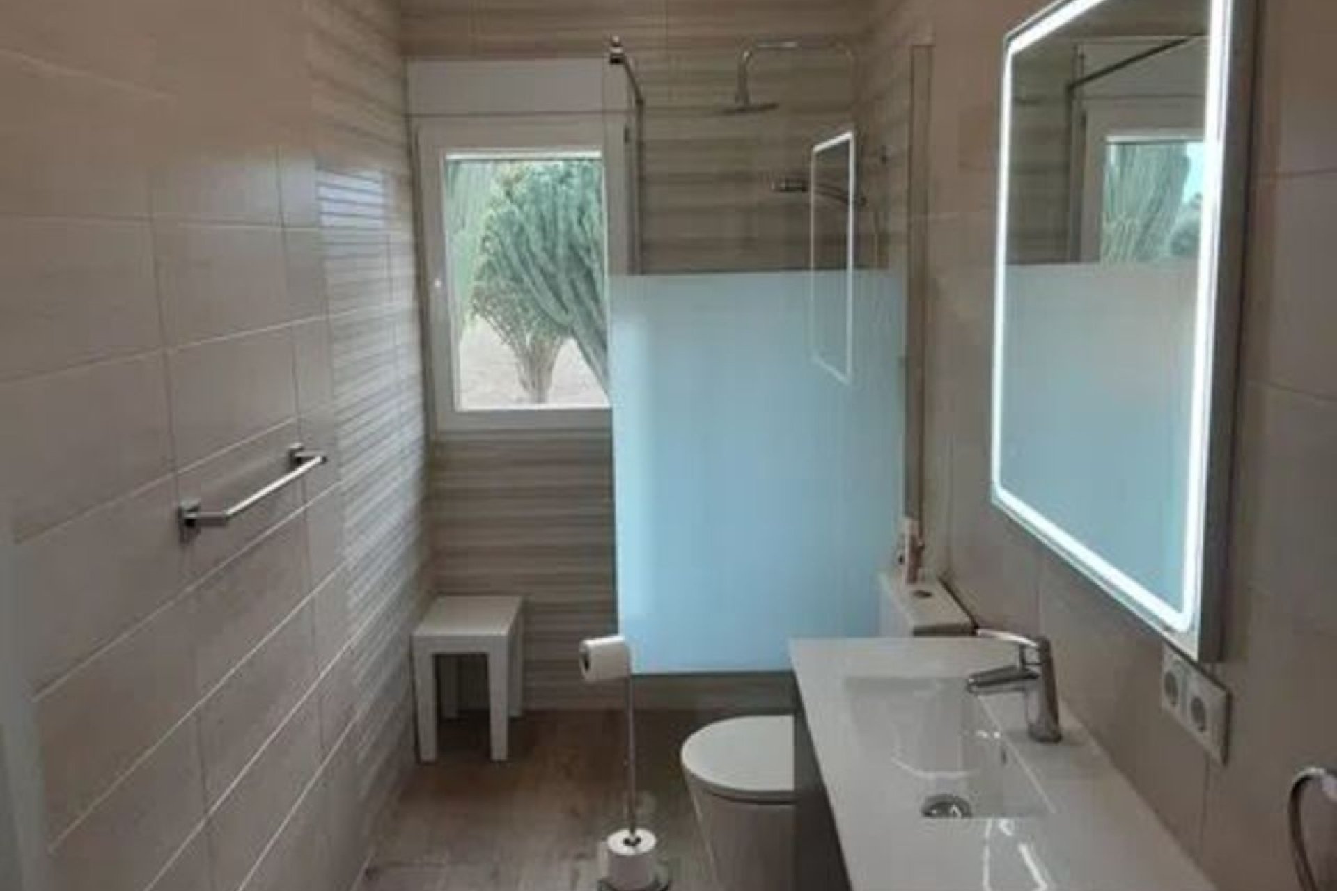 Revente - Villa -
San Miguel de Salinas - Inland