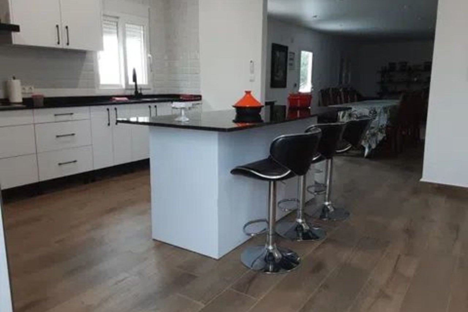 Revente - Villa -
San Miguel de Salinas - Inland