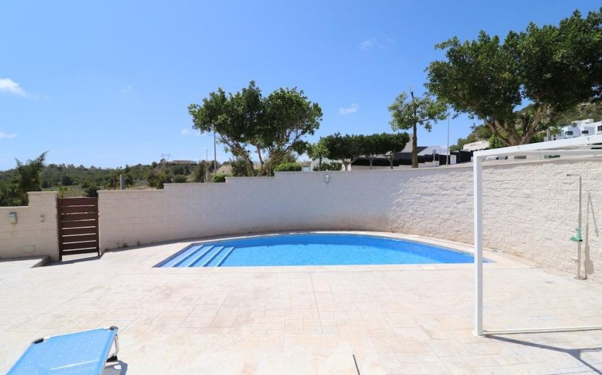 Revente - Villa -
San Miguel de Salinas - Inland