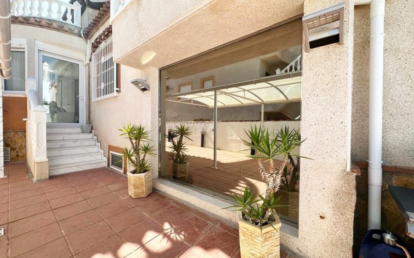 Revente - Villa -
San Miguel de Salinas - Inland