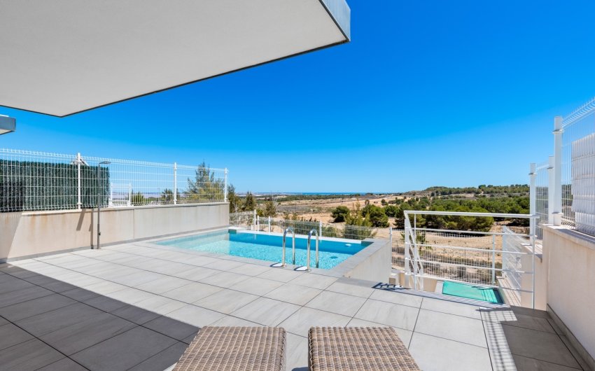 Revente - Villa -
San Miguel de Salinas - Inland