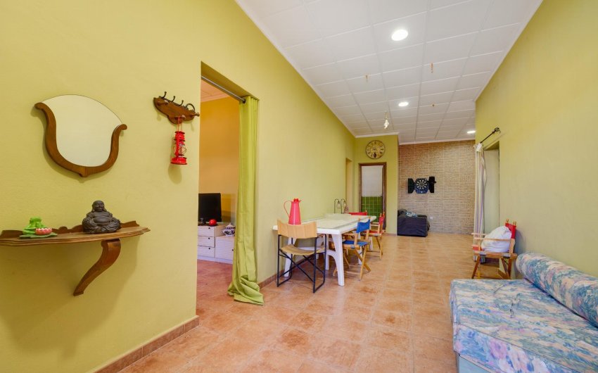 Revente - Villa -
San Miguel de Salinas - Inland