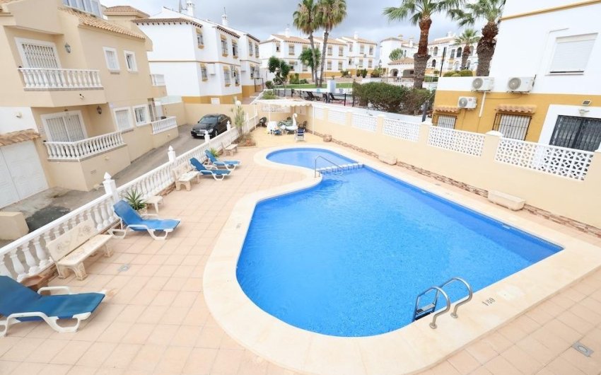 Revente - Villa -
San Miguel de Salinas - Inland