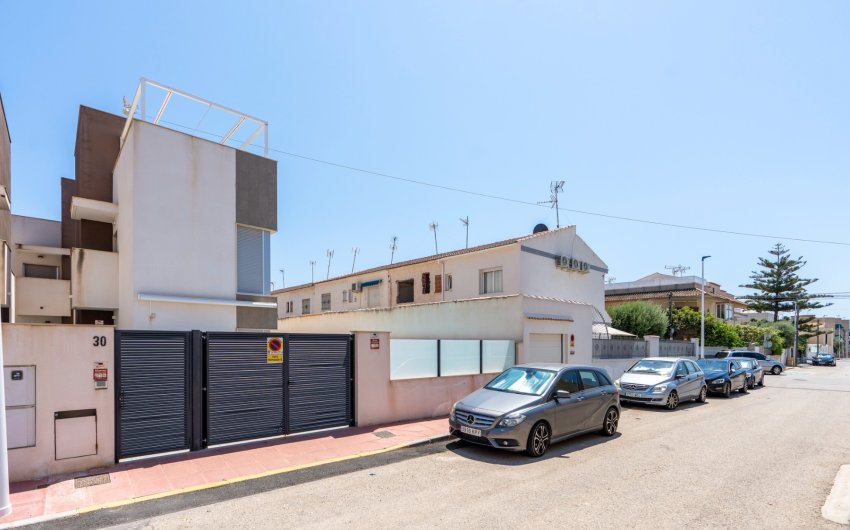 Revente - Villa -
Santiago de la Ribera - Zona de la playa