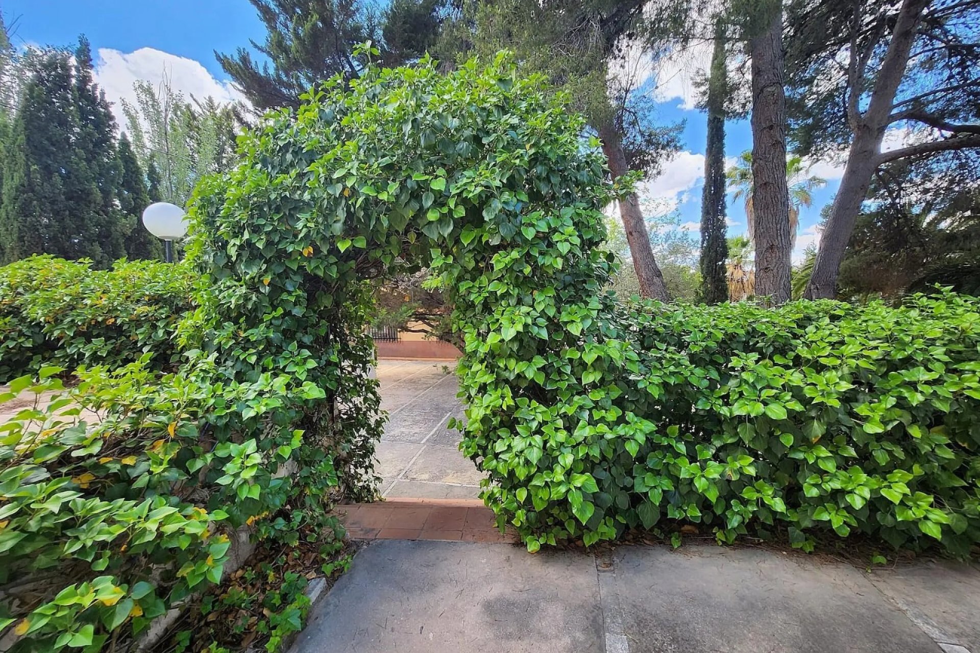 Revente - Villa -
Sax