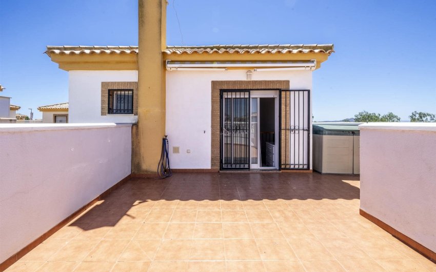 Revente - Villa -
Sucina - Inland